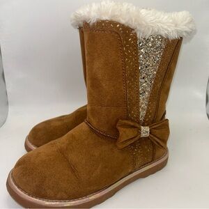 Magellan Outdoors Glitter Faux Fur Boots Girls 13